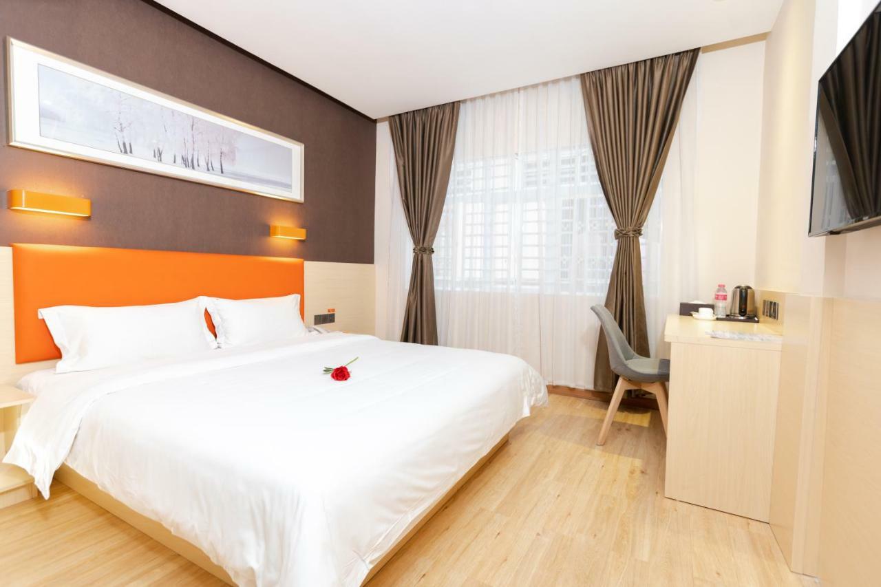 7 Days Premium Hotel 프놈펜 외부 사진